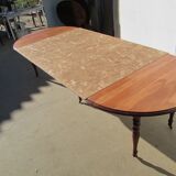 Extendable panel with pans on wheels in cherry