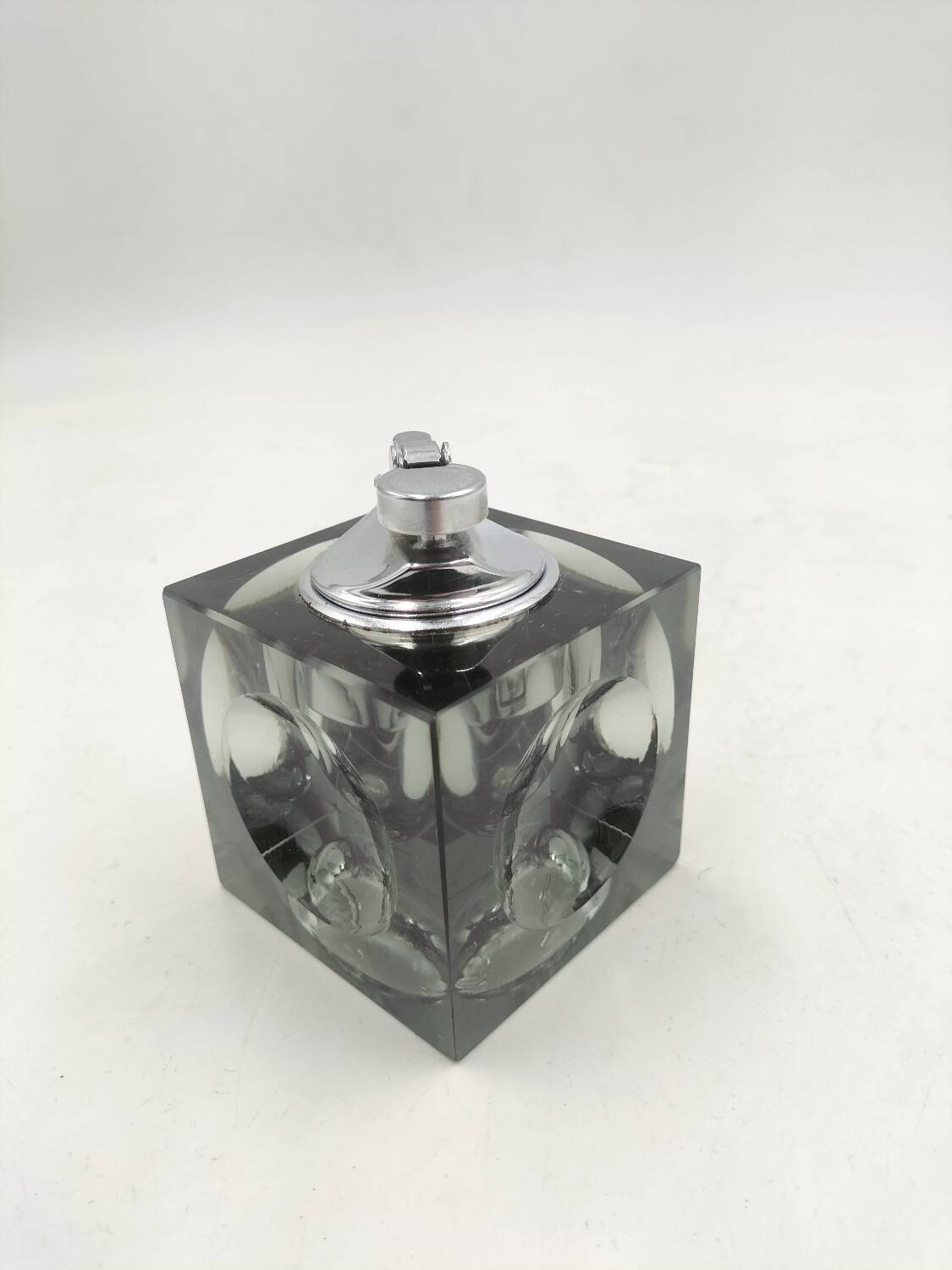 Briquet Antonio emperor ice cube model