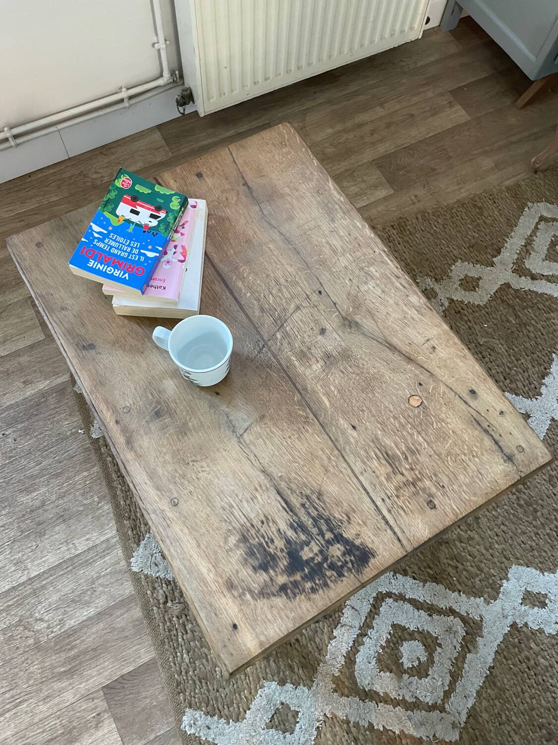 Farmhouse coffee table in solid oak with drawer — rustic style / ca