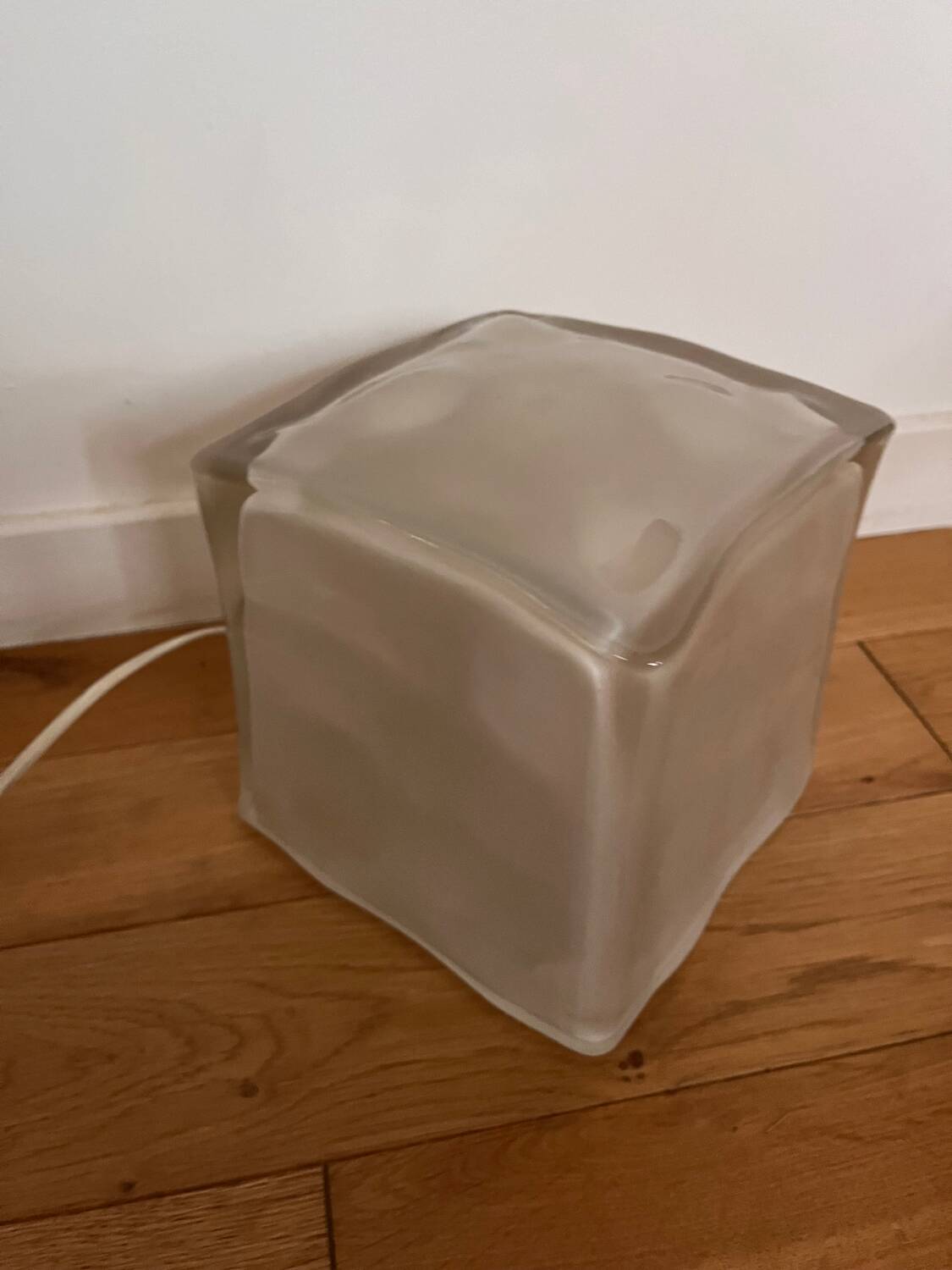 Lampe de table "glaçon" ikea des années 90