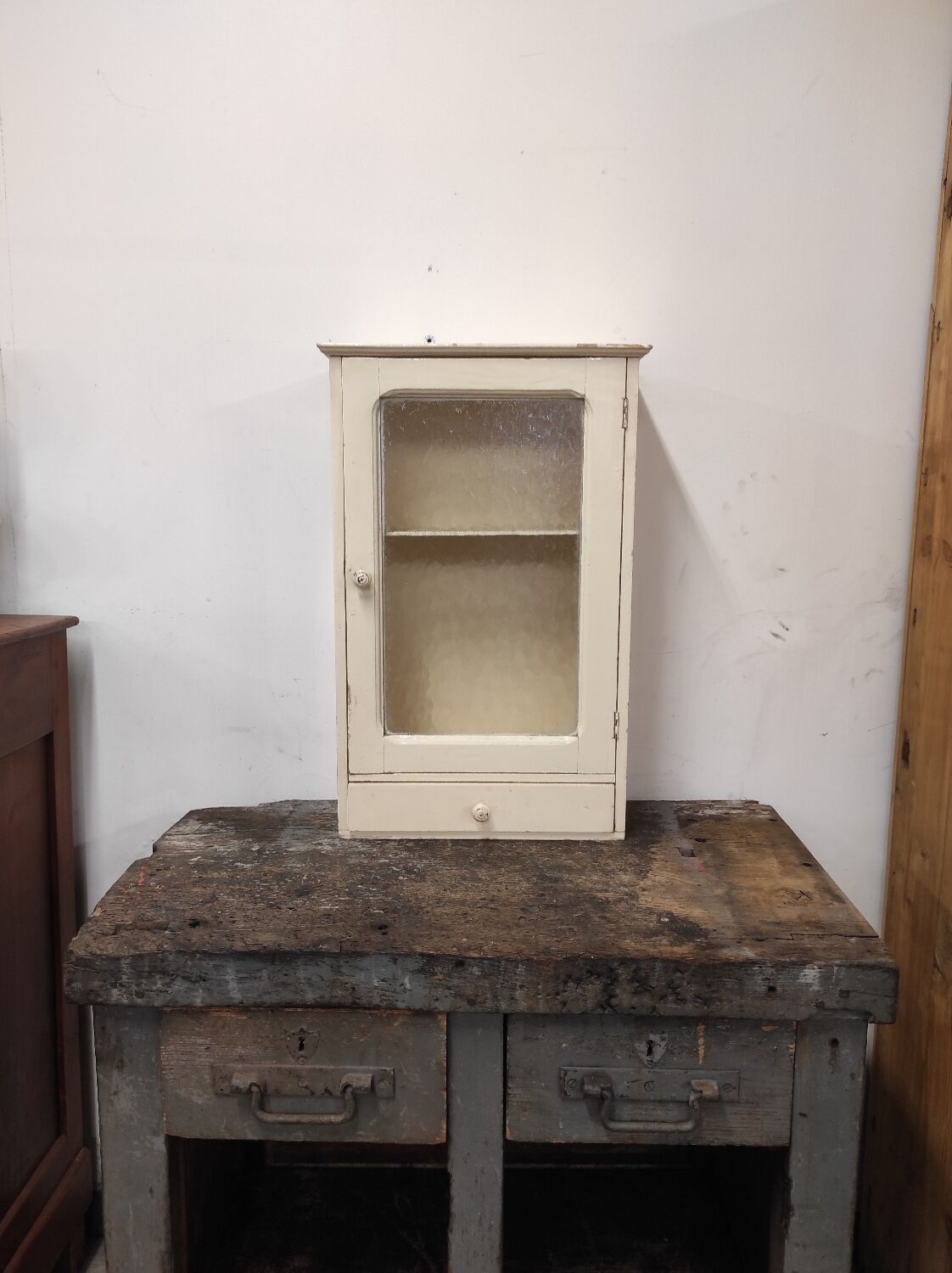 Wall-mounted cabinet with glazed pharmacy in vintage wood