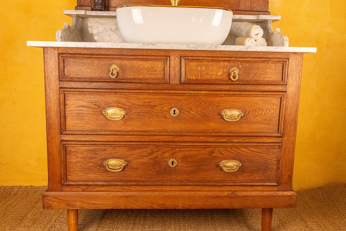 Vanity unit converted into a washbasin unit.