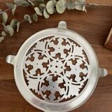 Aluminum trivet