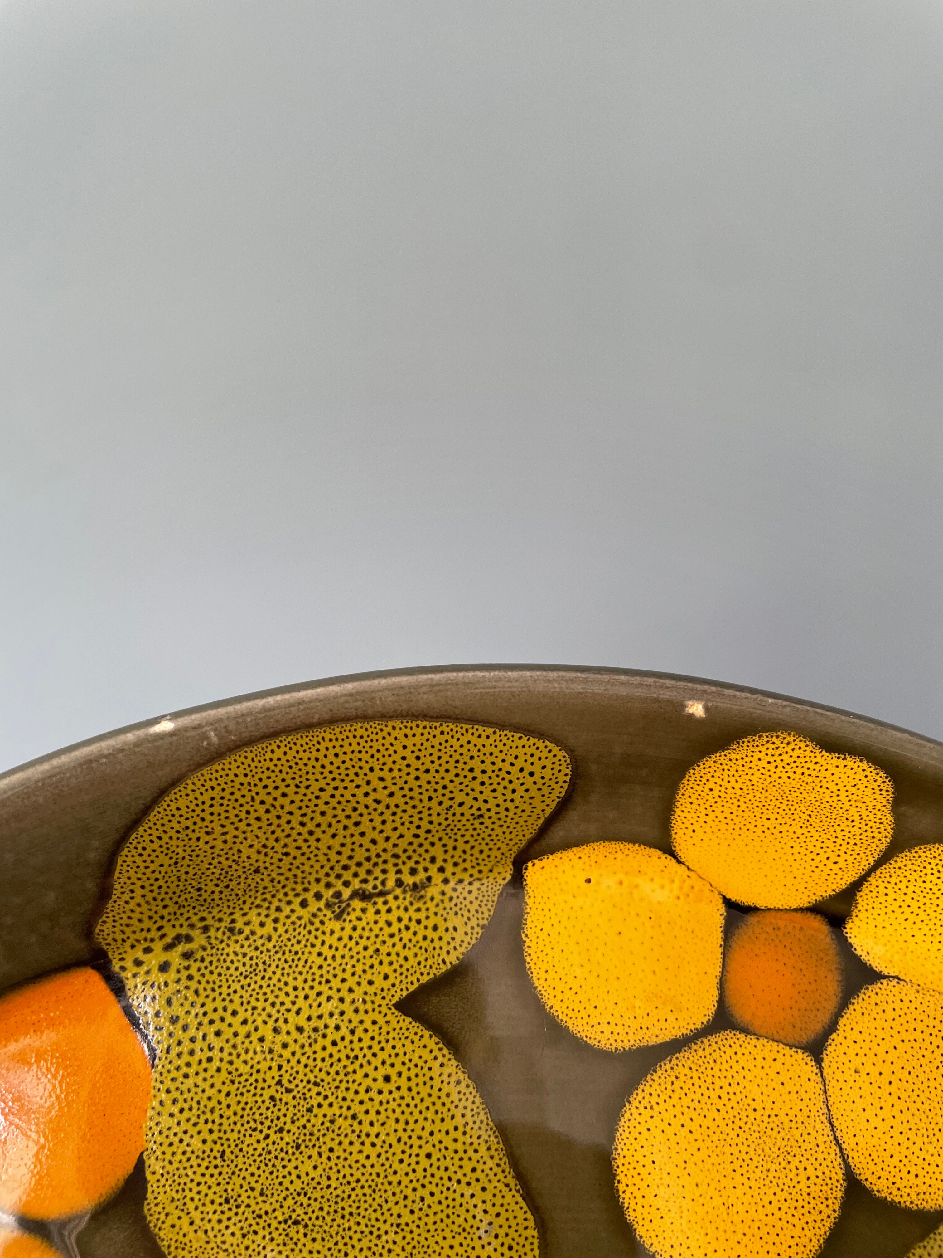Set of 14 vintage flat plates MBFA Pornic, model "Candice"
