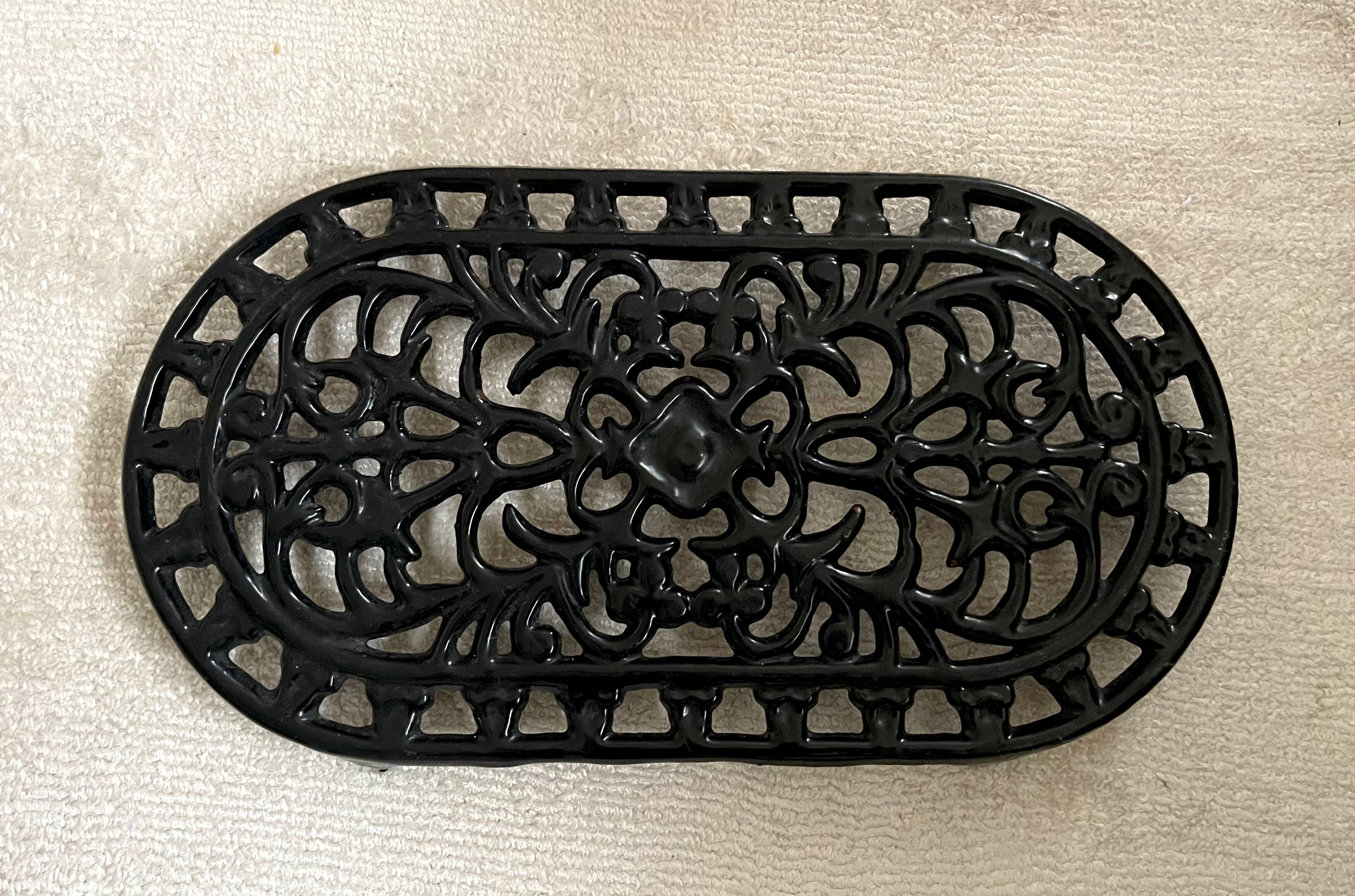Dessous plat en fonte