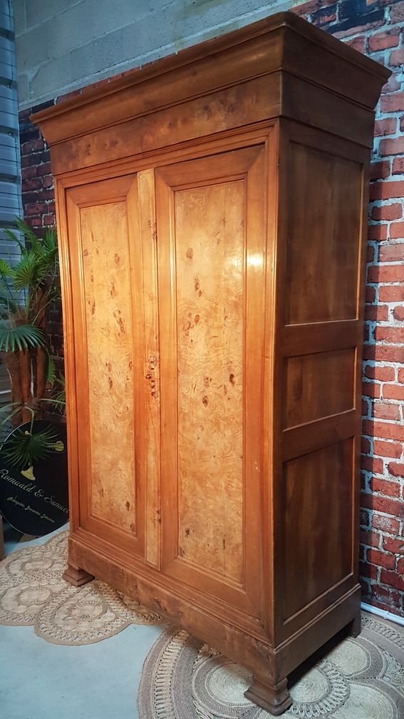 Wooden cabinet