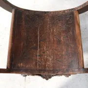 Dantesca armchair with lion heads and mascaron – neo-Renaissance, 19th c.