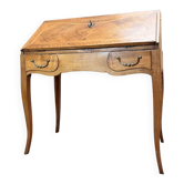 BUREAU DE PENTE EN NOYER D’ÉPOQUE LOUIS XV XVIII EME SIÈCLE  