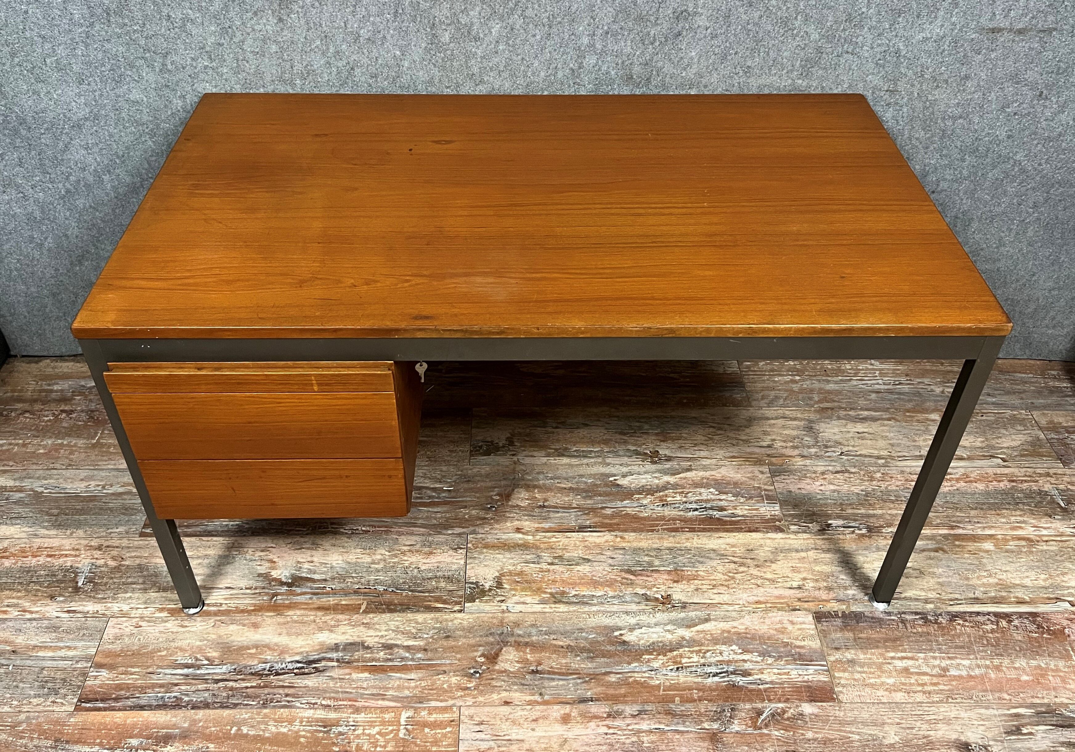 Georges Frydman steel and walnut desk edited by EFA in the 60s
