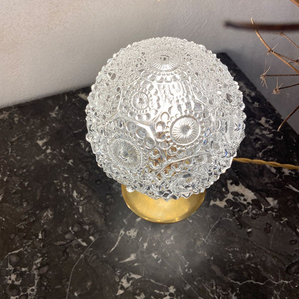 Lampe globe “rosaces” en verre