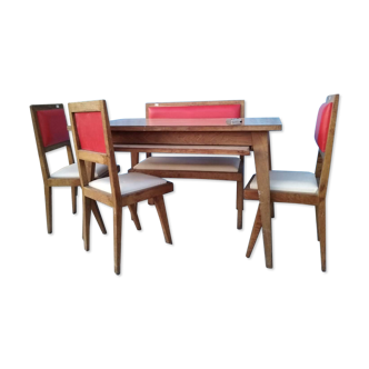 Table années '60 avec 3 chaises et une banquette