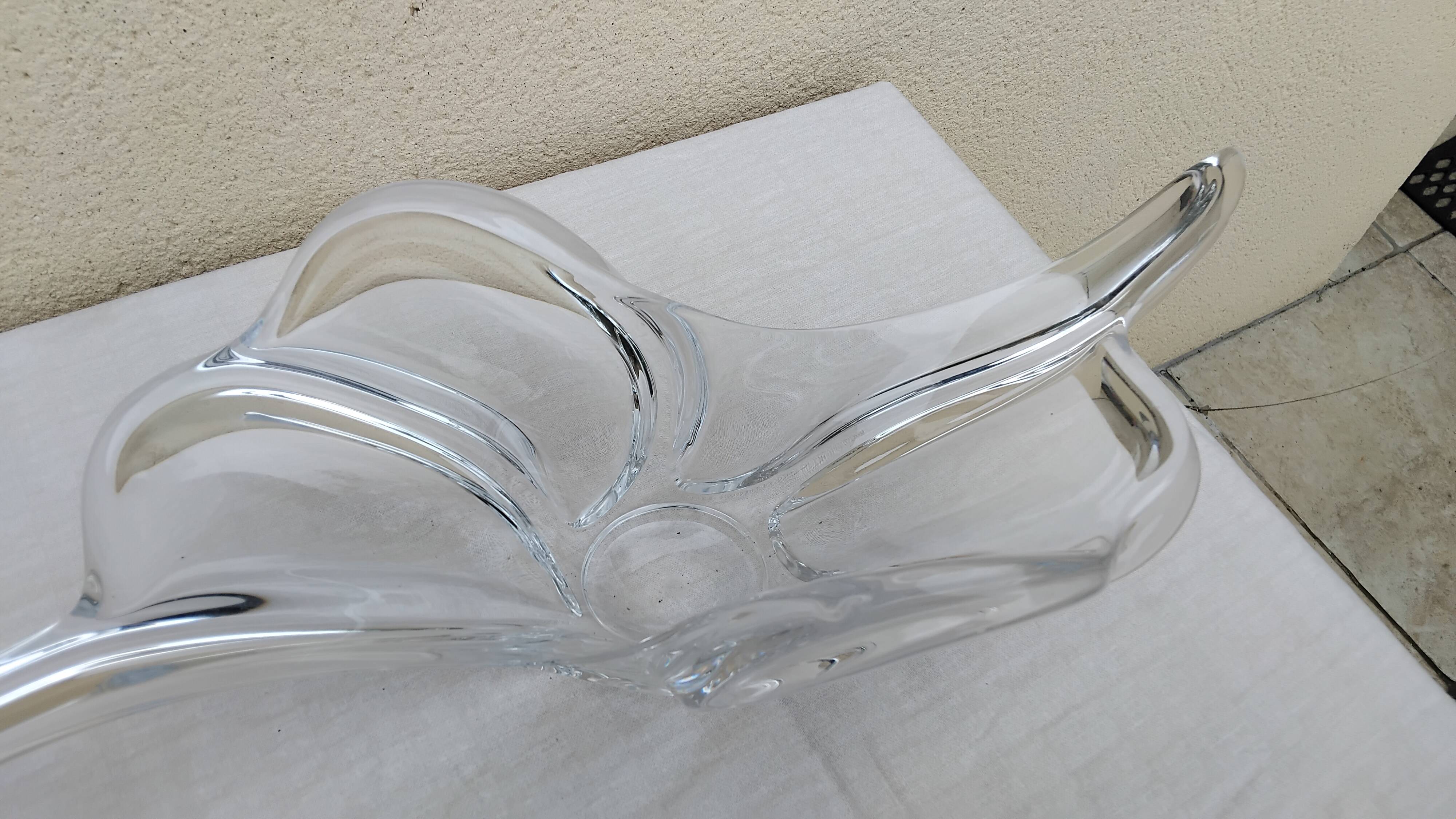 Vintage vannes art crystal fruit bowl