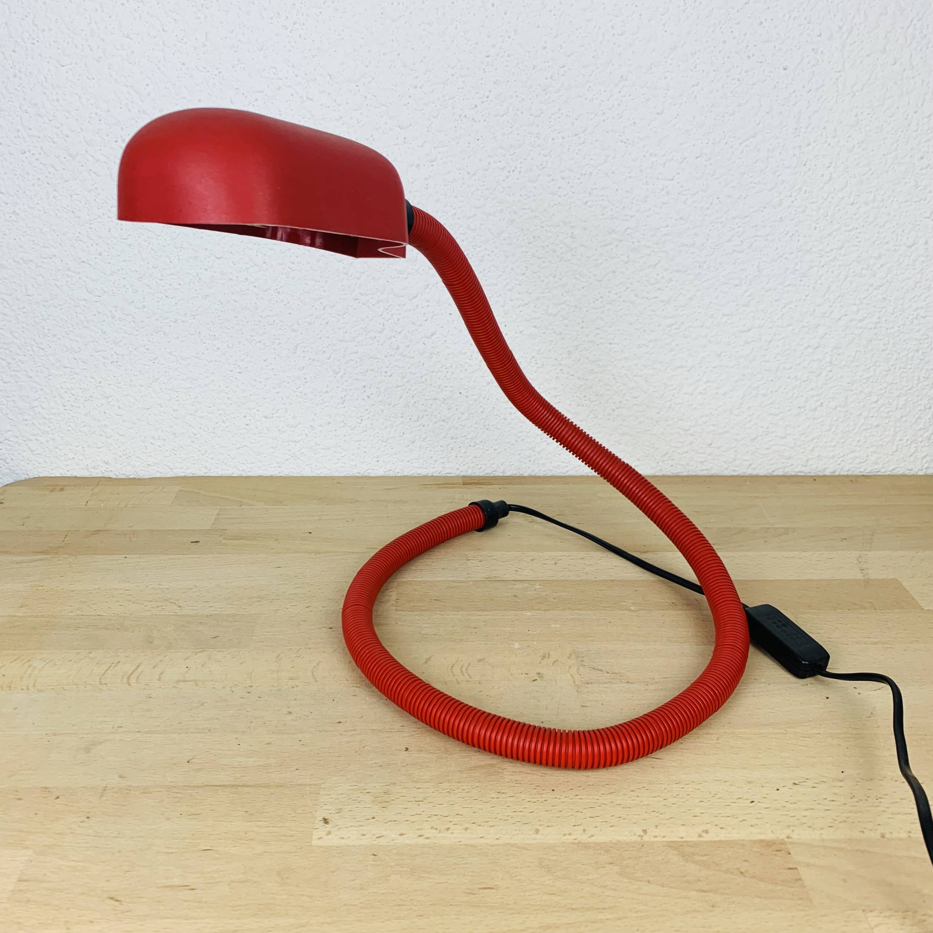 Lampe serpent flexible rouge années 80