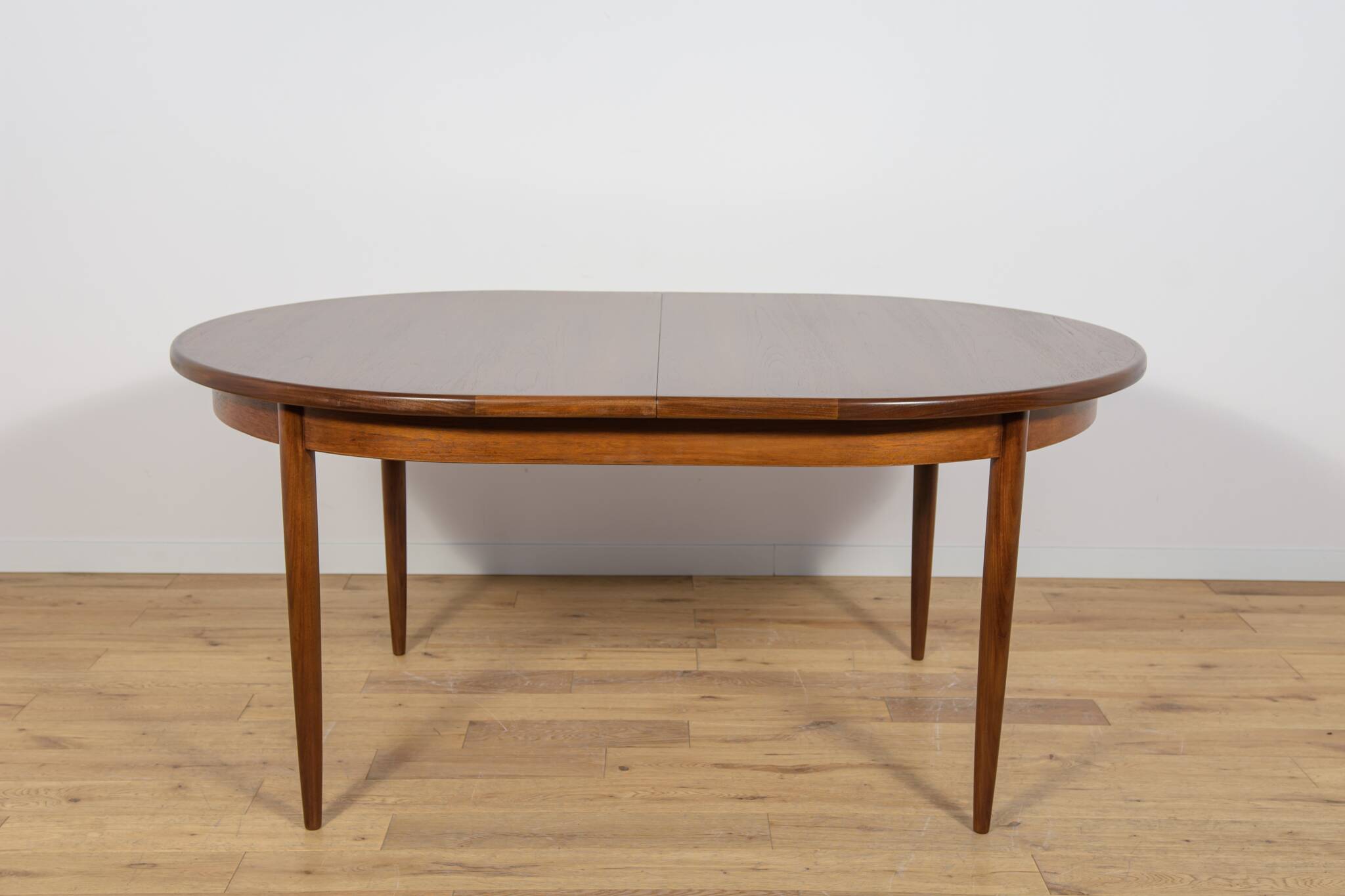 Mid-Century Oval Dining Table in Teak from G-Plan, United Knigdom, 1960s