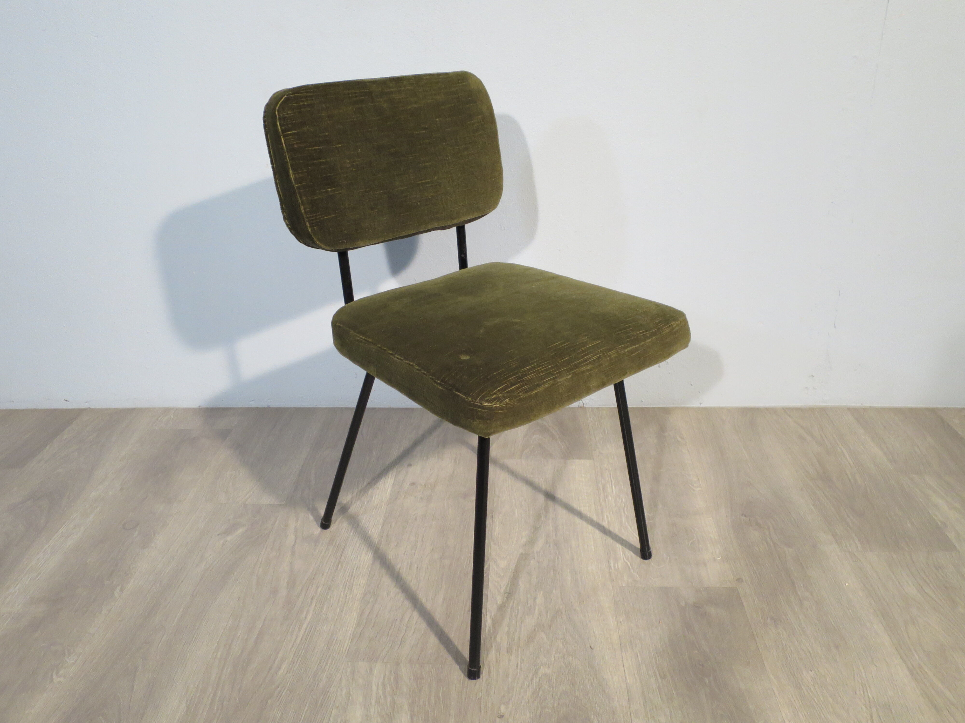 André Simard for Airborne Chair