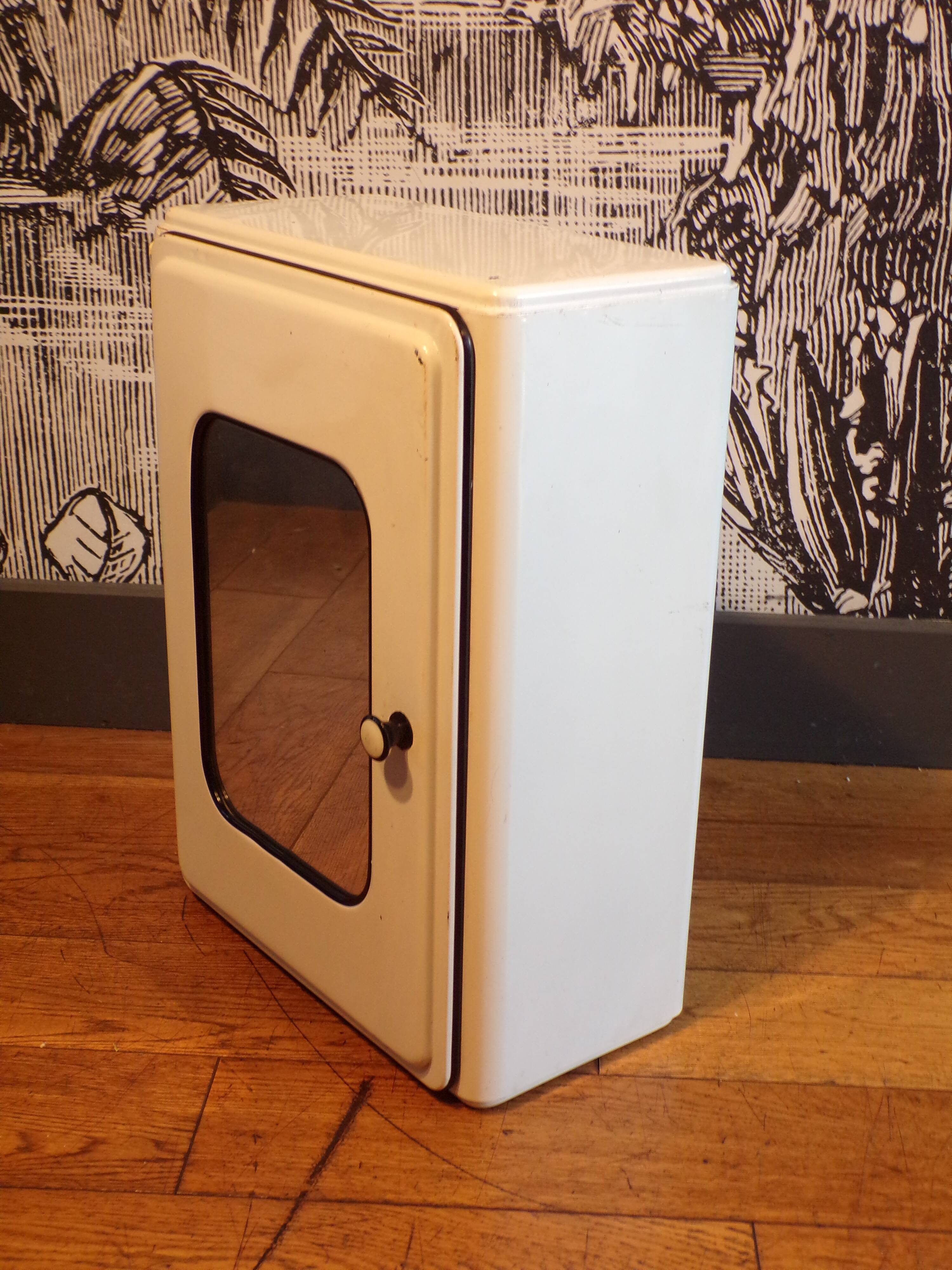 Vintage metal medicine cabinet