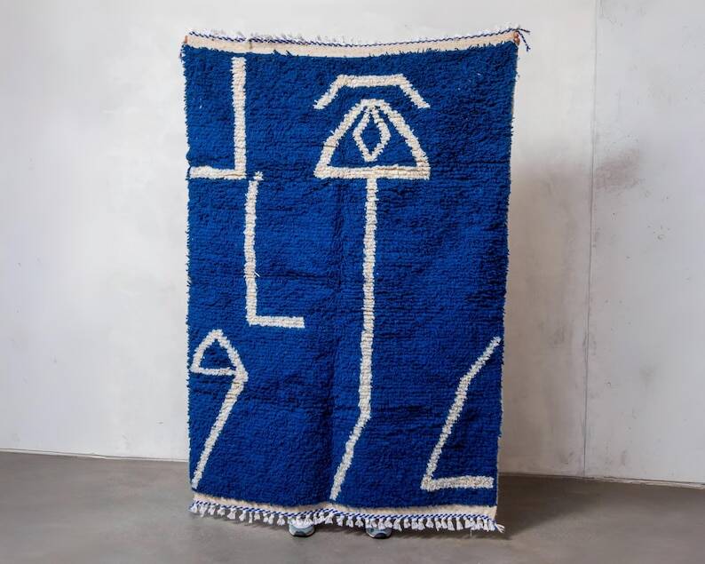 Traditional handmade Berber rug 250cm x 150cm