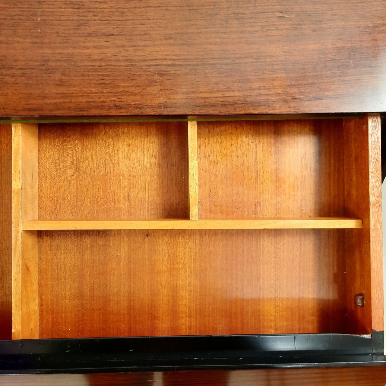Dresser / chest of drawers and bedside tables - 1960s - faux leather brass