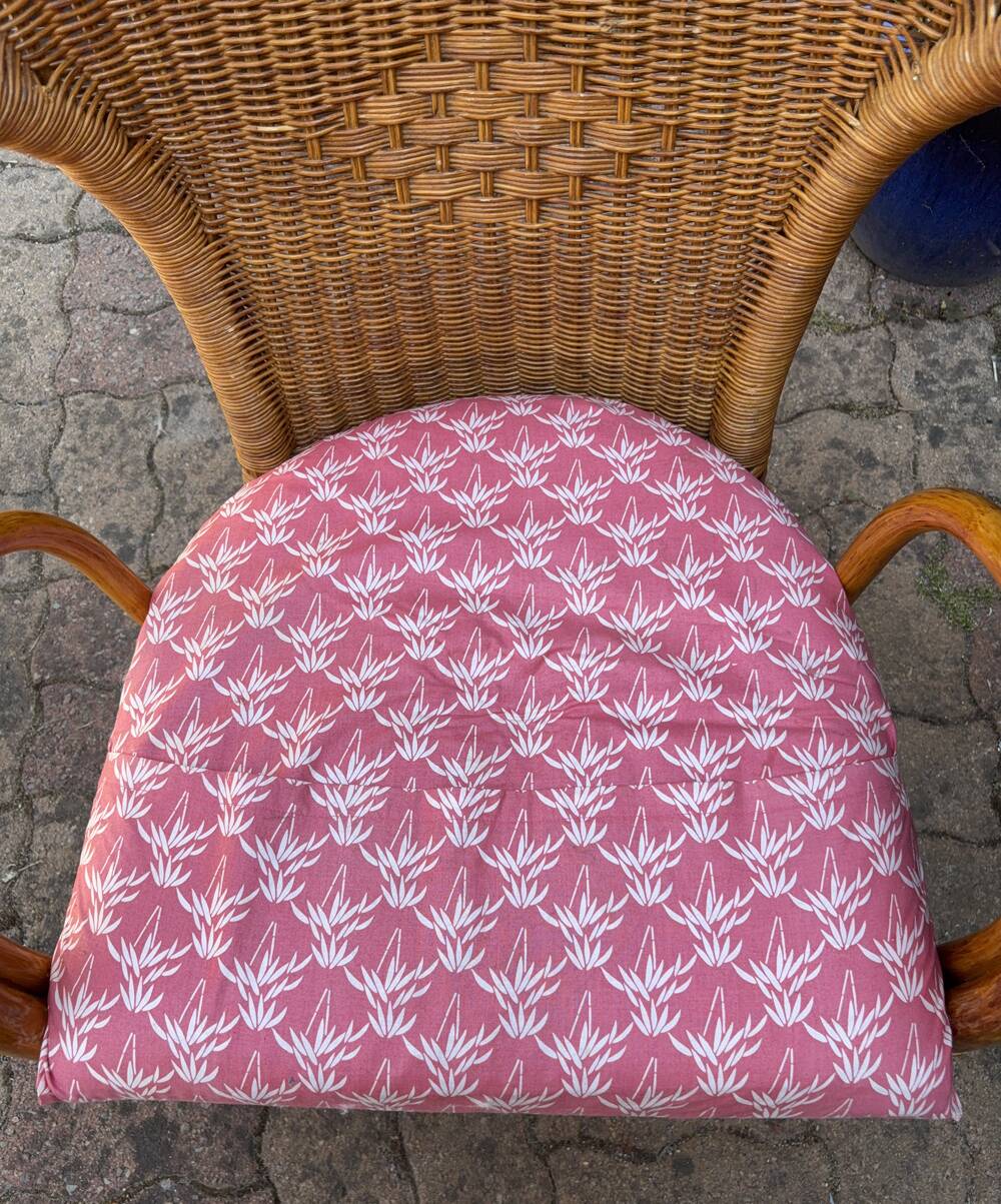 Vintage woven rattan armchair – bohemian charm – vintage – 70s – 80s