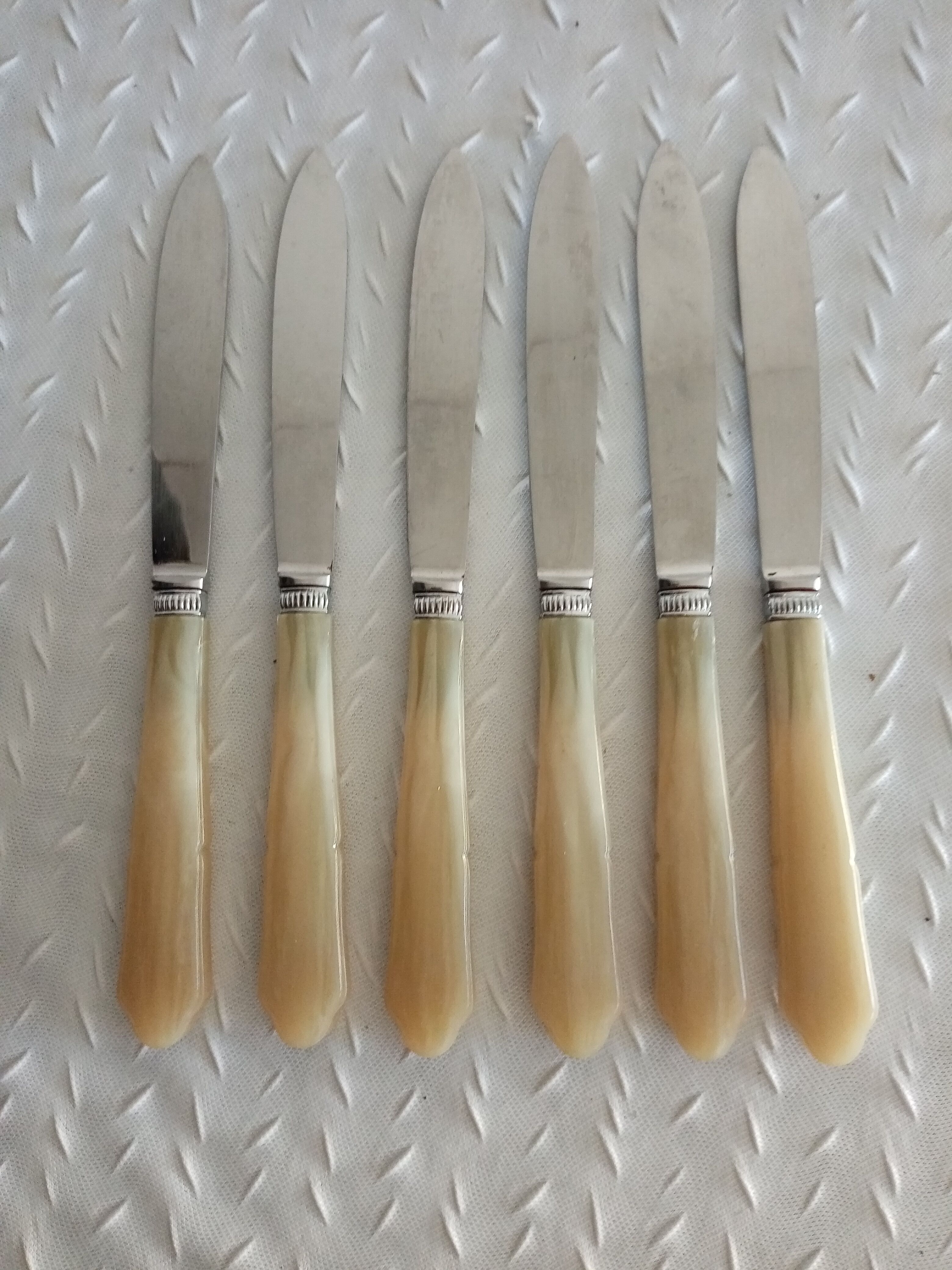 6 cheese knives, vintage
