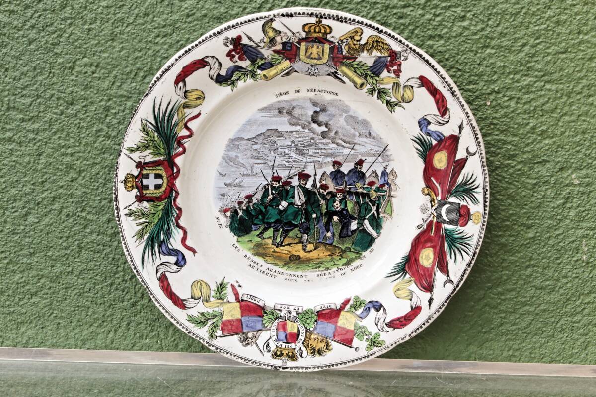 Set of 10 plates Creil & Montereau, Siege of Sebastopol, fine earthenware