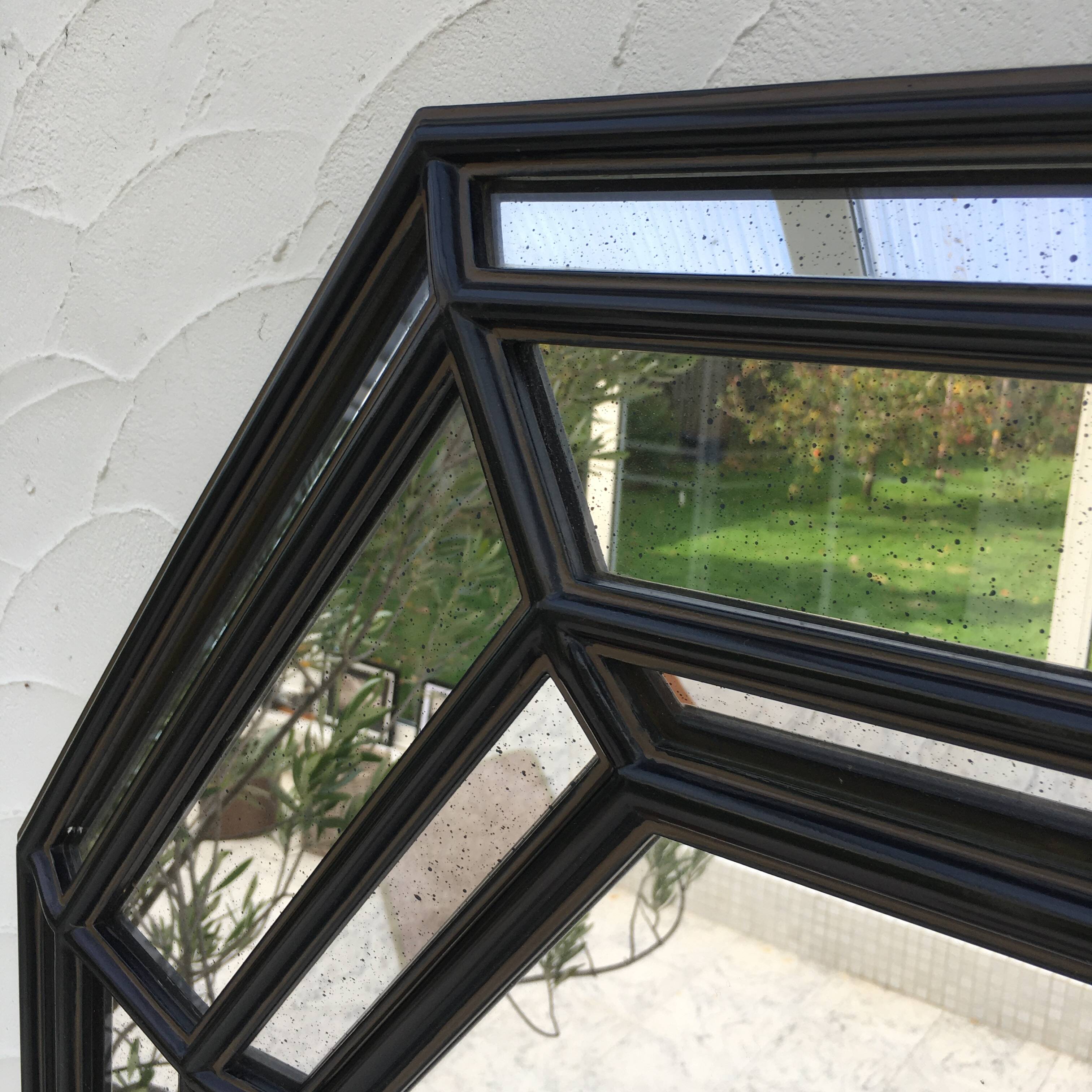 Octagonal mirror with glazing bars