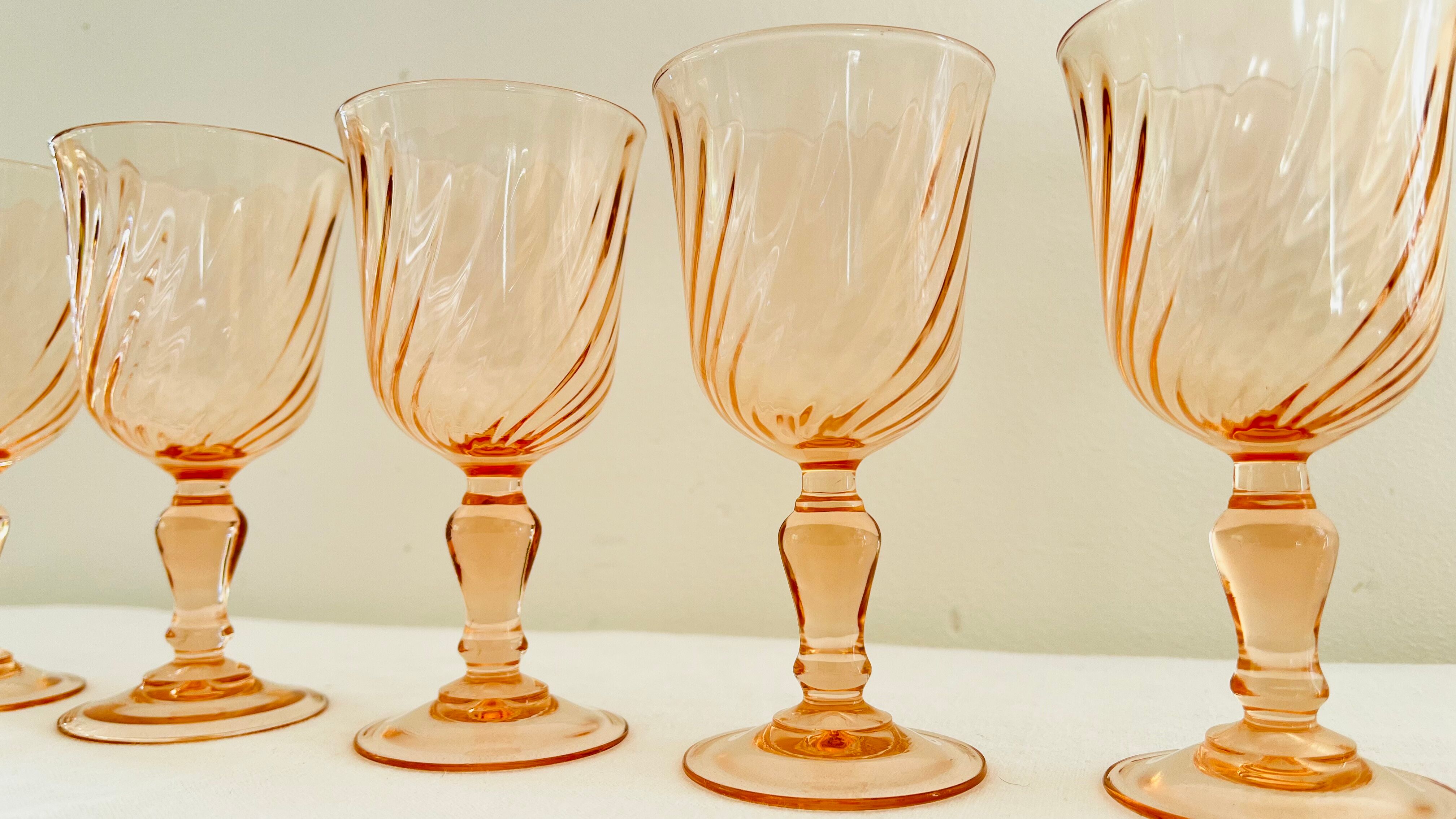 Set of 6 luminarc pink wine glasses