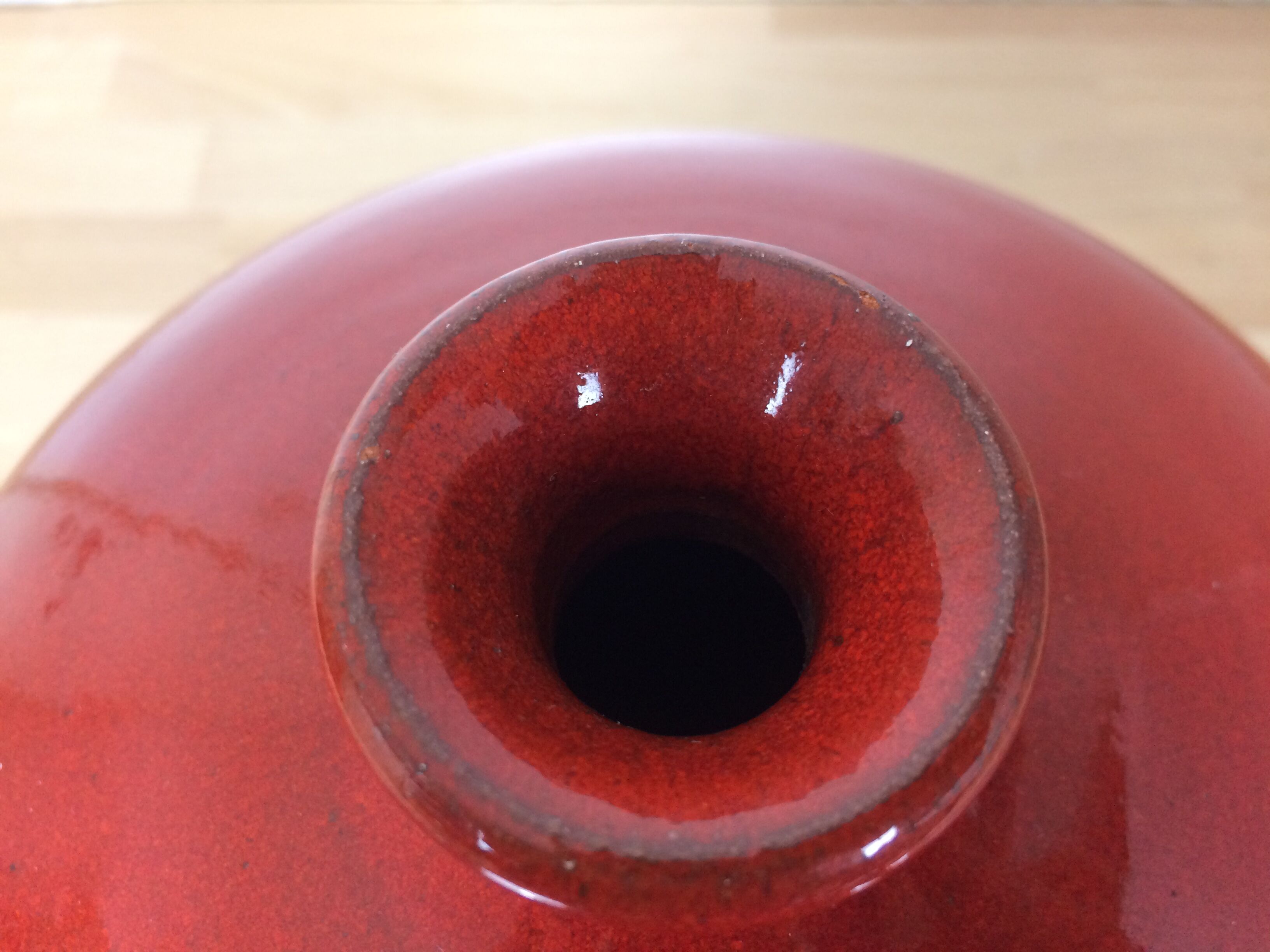 Vase red ceramic ball 25 x 22 cm