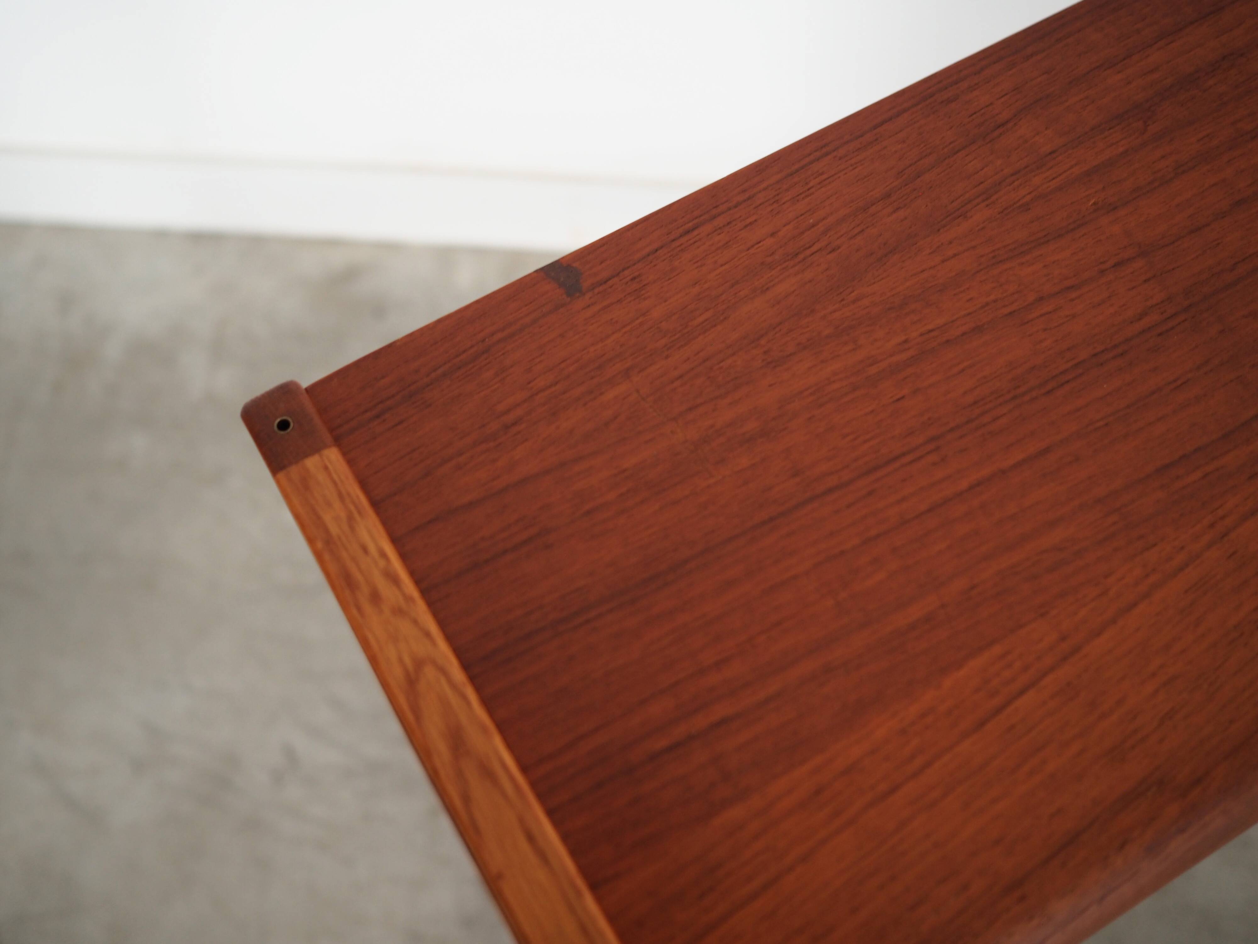 Bibliothèque en teck, design danois, années 1970, production : Danemark