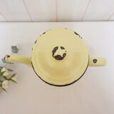 Yellow enamelled coffee maker