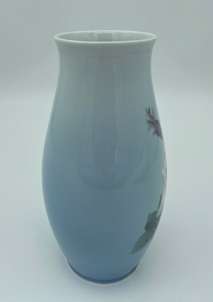 Porcelain vase bing and grondahl kjobenhavn made in denmark 8652249 gh