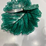 Flat vallauris leaf and its knife