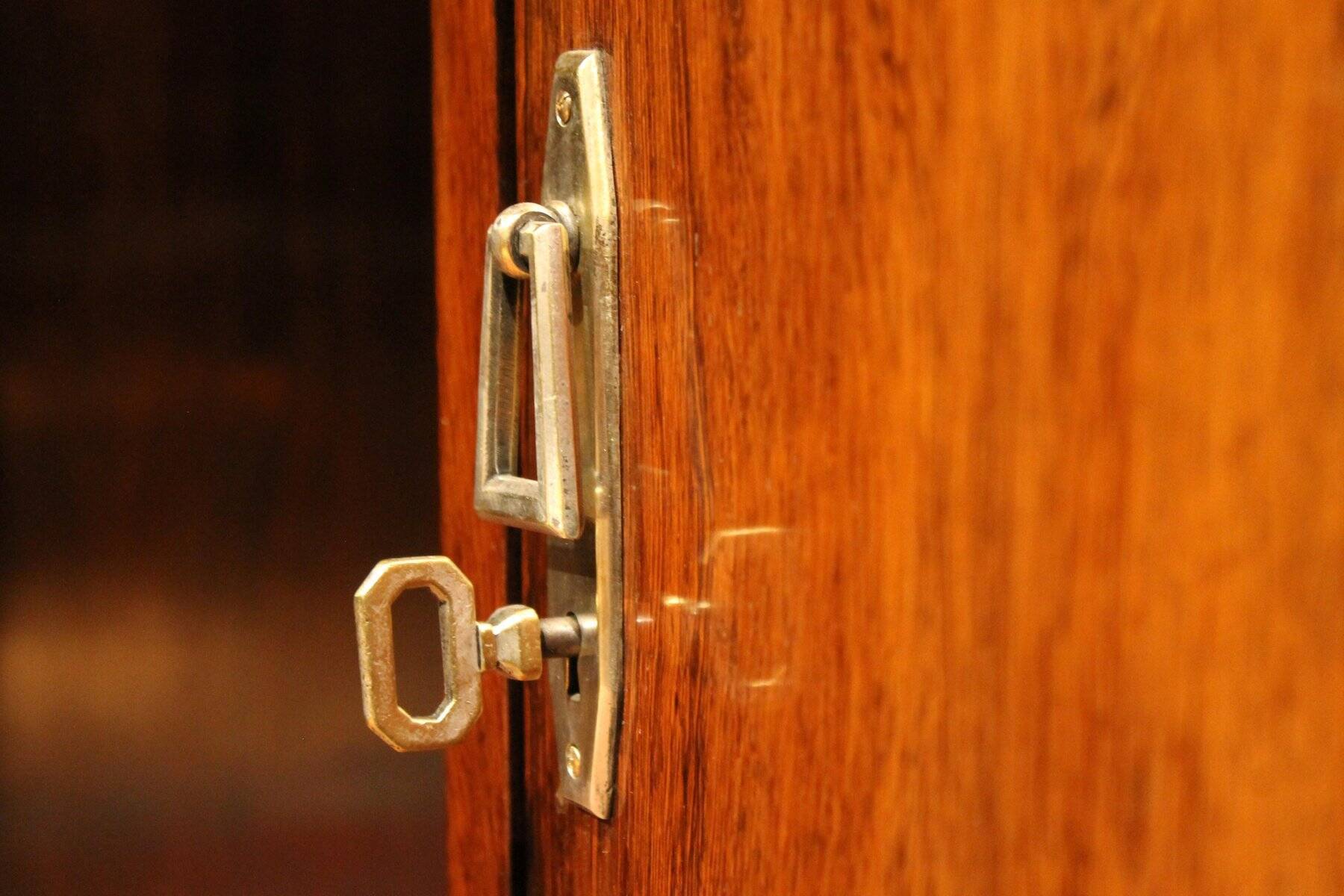 Art Deco Veneer Writing Desk or Vanity Table, 1920s