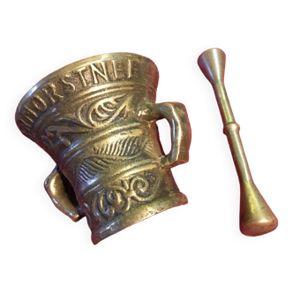 Bronze apothecary mortar and pestle “Deerane England”