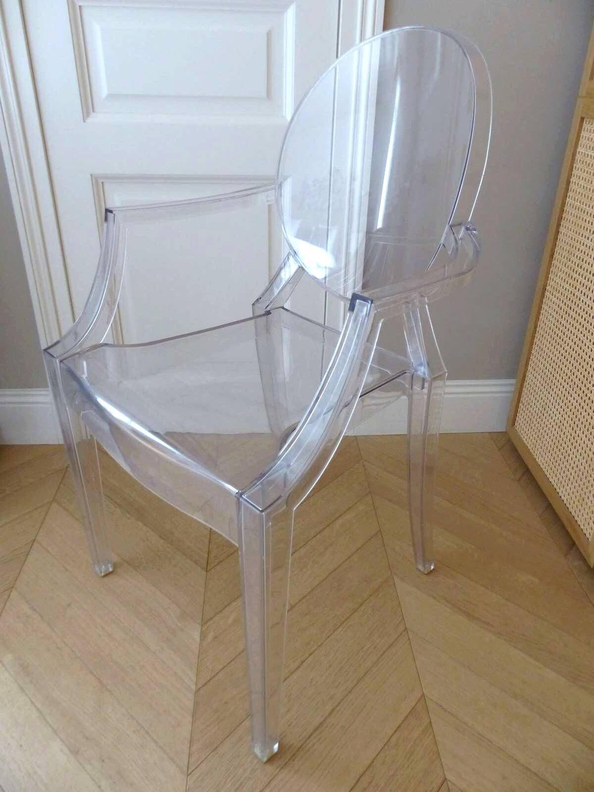Fauteuil Kartell " Louis Ghost " Cristal design Philippe Starck