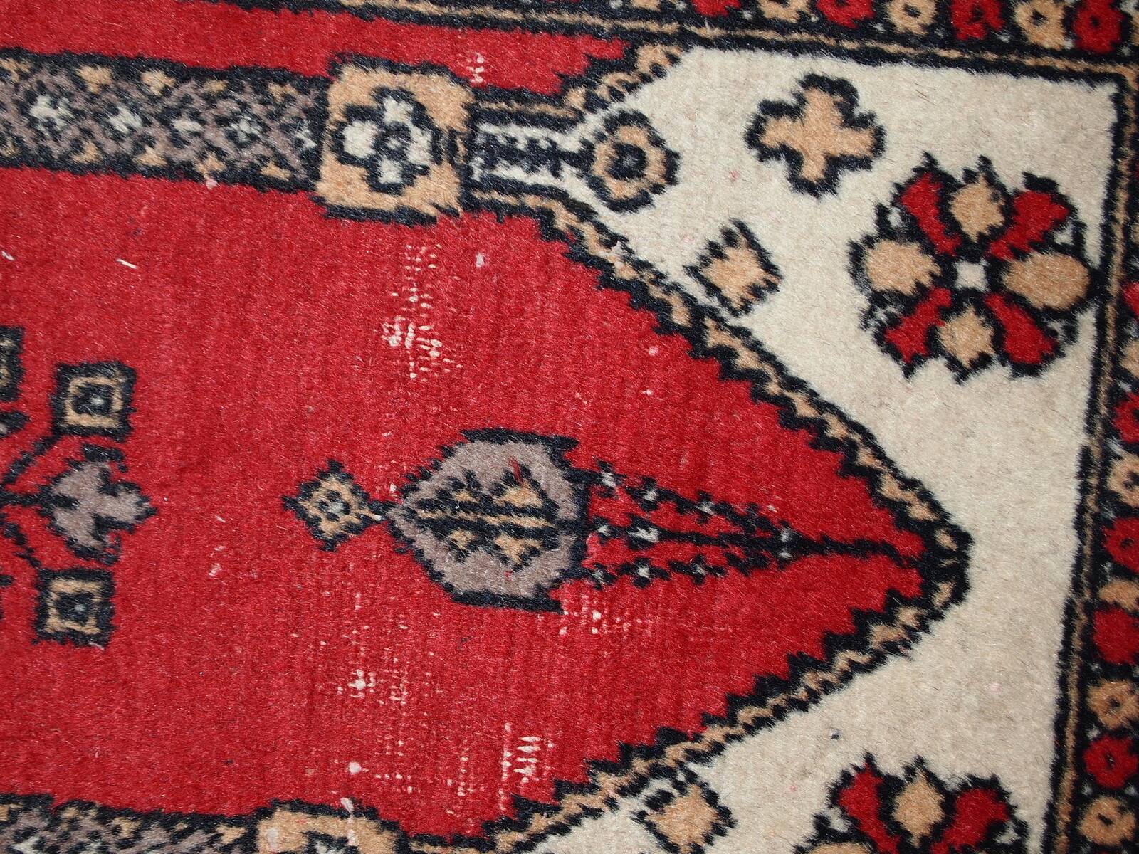 Tapis Vintage de Prière Lahore en Laine, Années 1950, Artisanat Pakistanais
