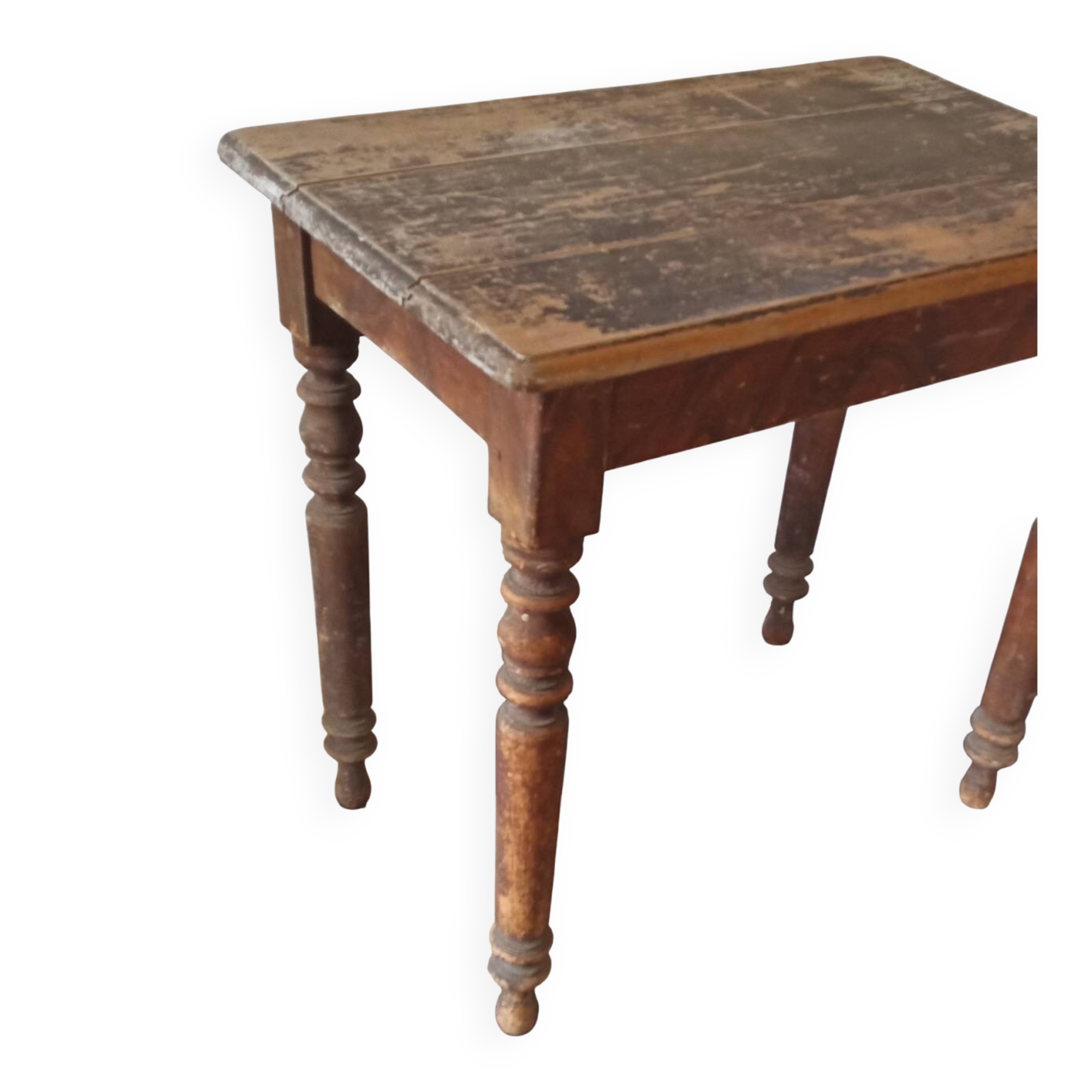 Table with turned legs
