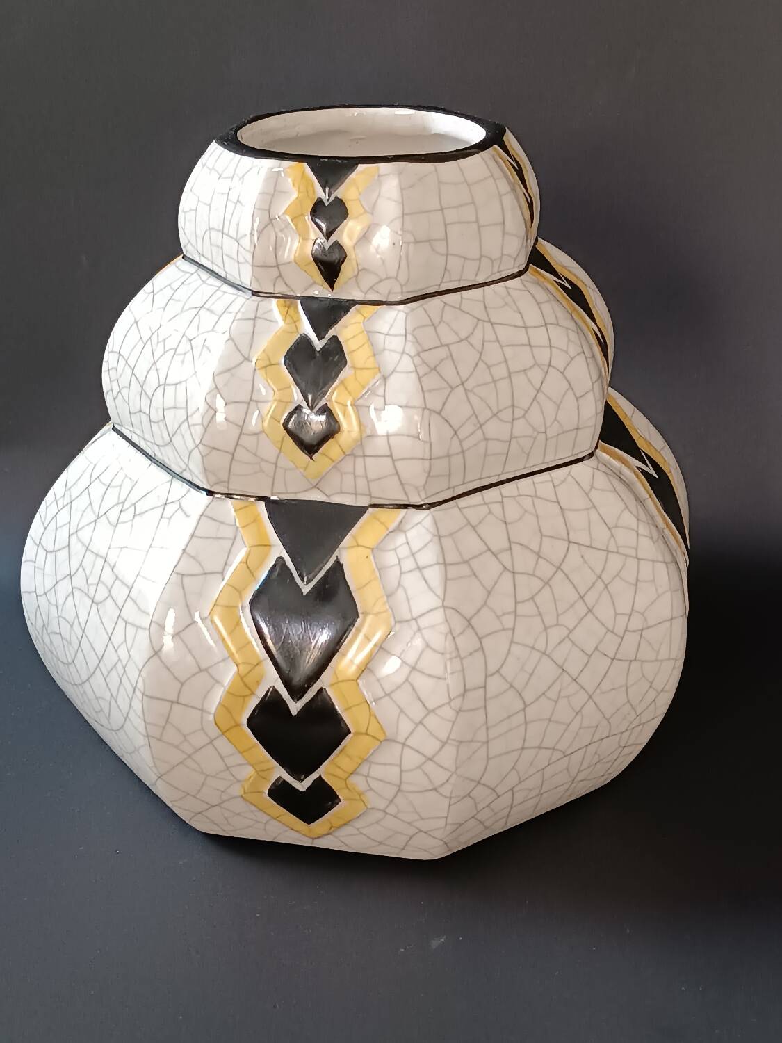 Art Deco cracked vase with black and yellow decoration