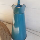 Enamelled sheet metal pitcher