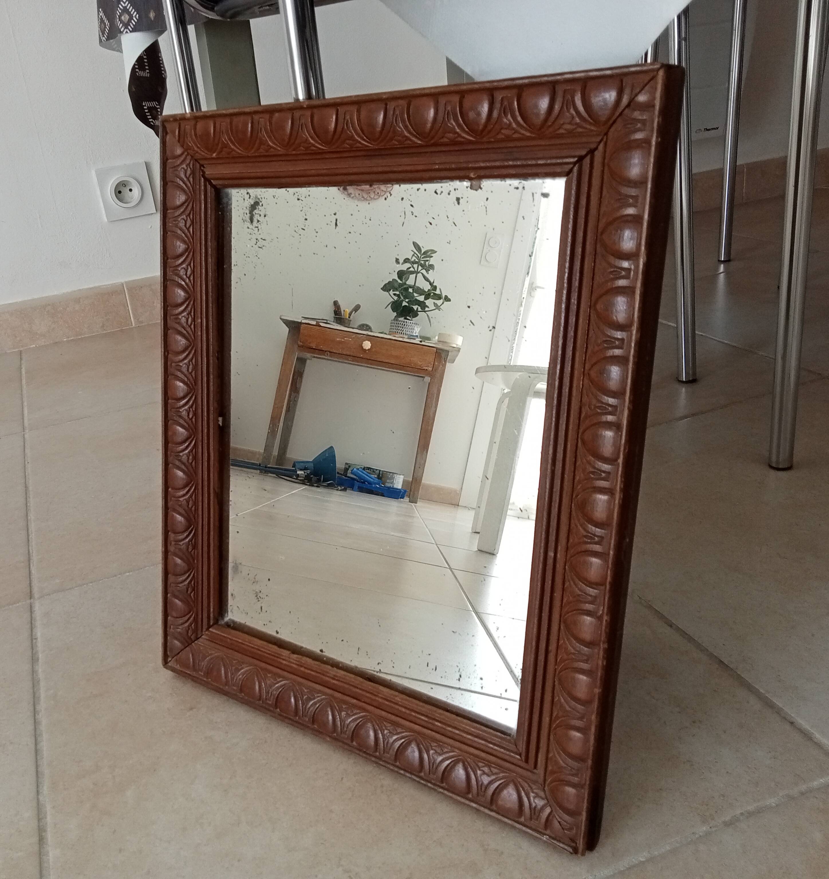 Old carved wooden mirror 38*32cm