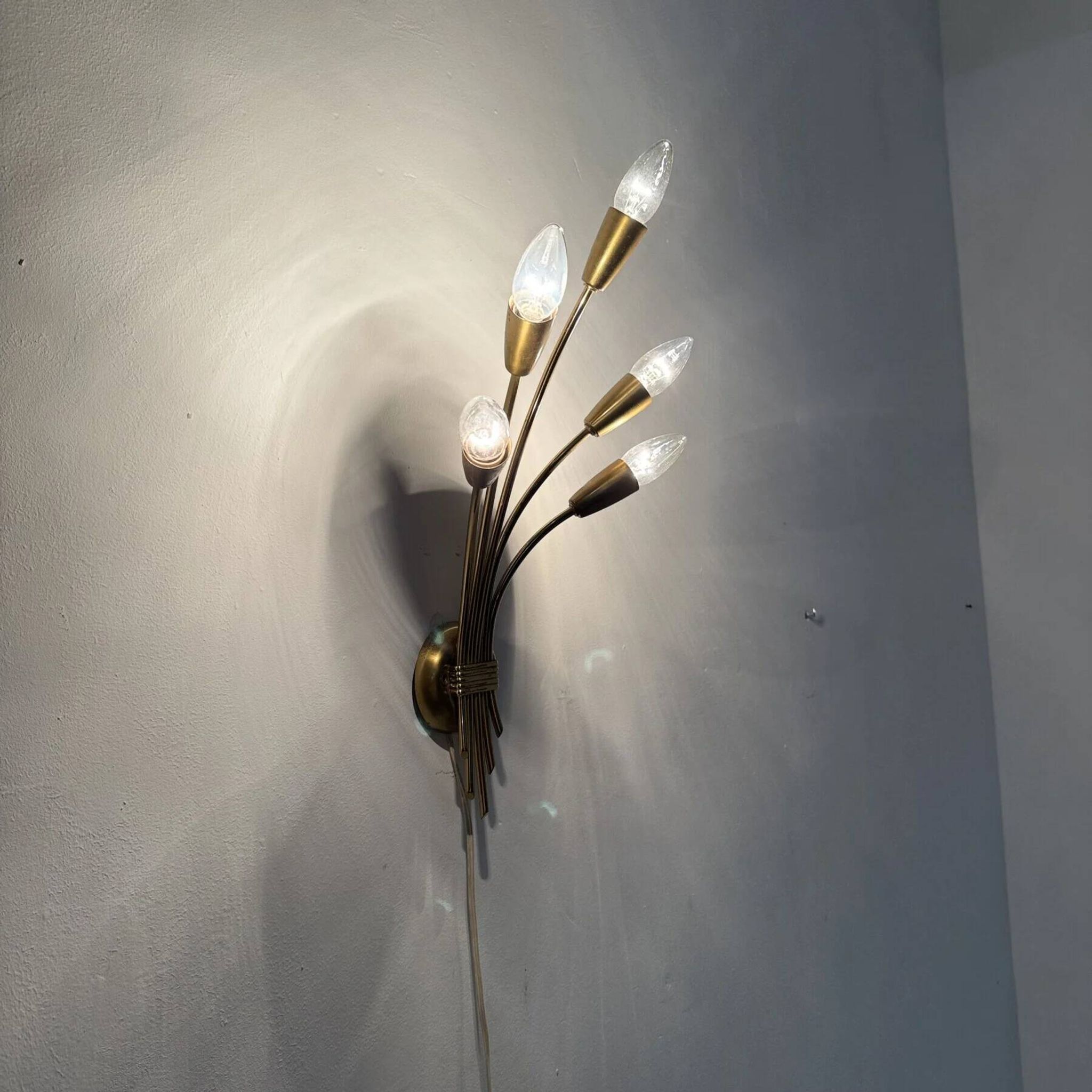 Mid-century brass wall light sconce, 1950s