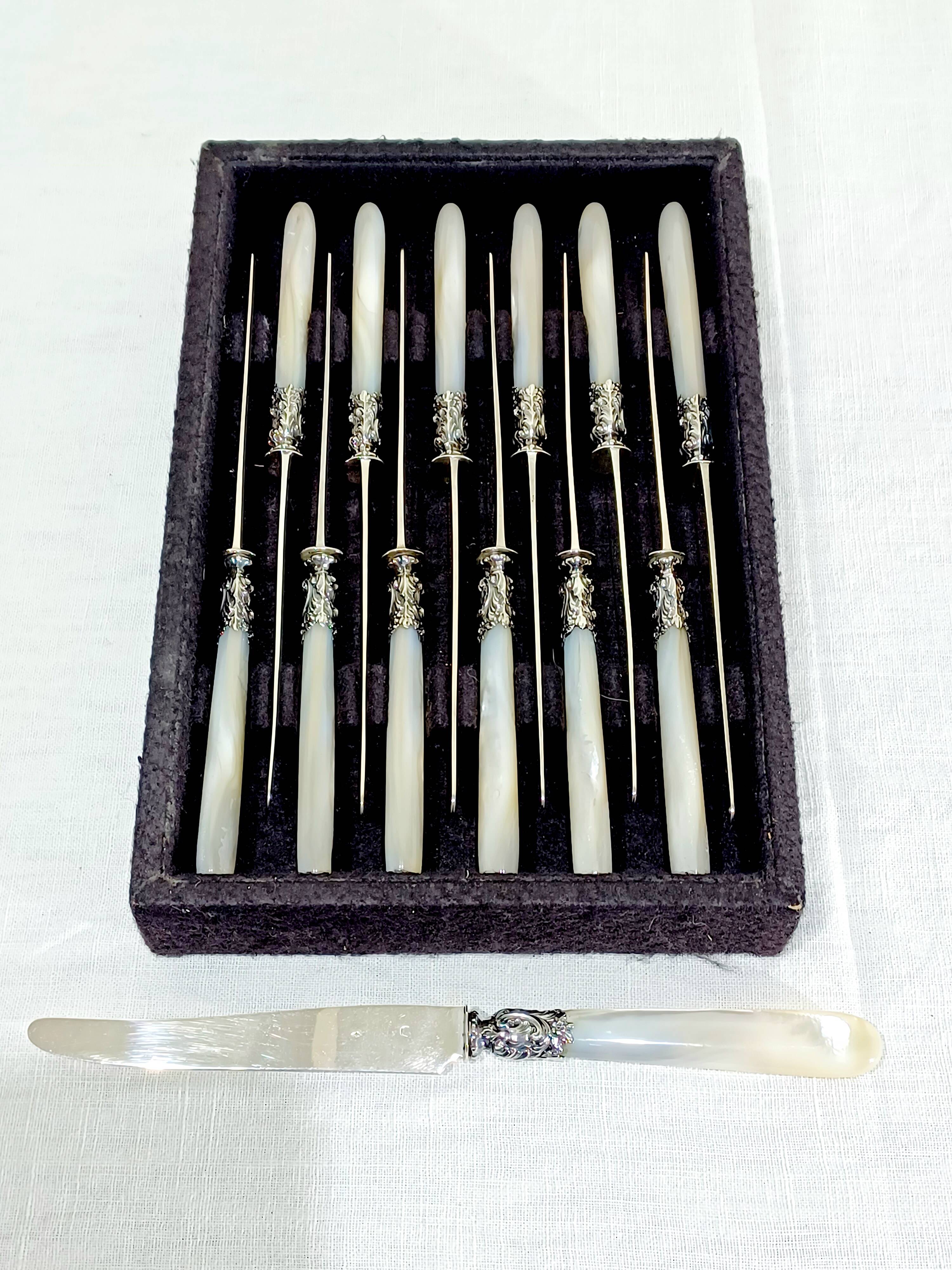 Paul Canaux et Cie – 13 Silver and Mother-of-Pearl Knives