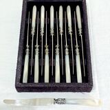 Paul Canaux et Cie – 13 Couteaux en argent et nacre