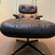 Fauteuil Lounge Chair & Ottoman de Charles Eames