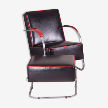 Pair of Black and red leather Mucke Melder armchairs made in 1930s Czechia.