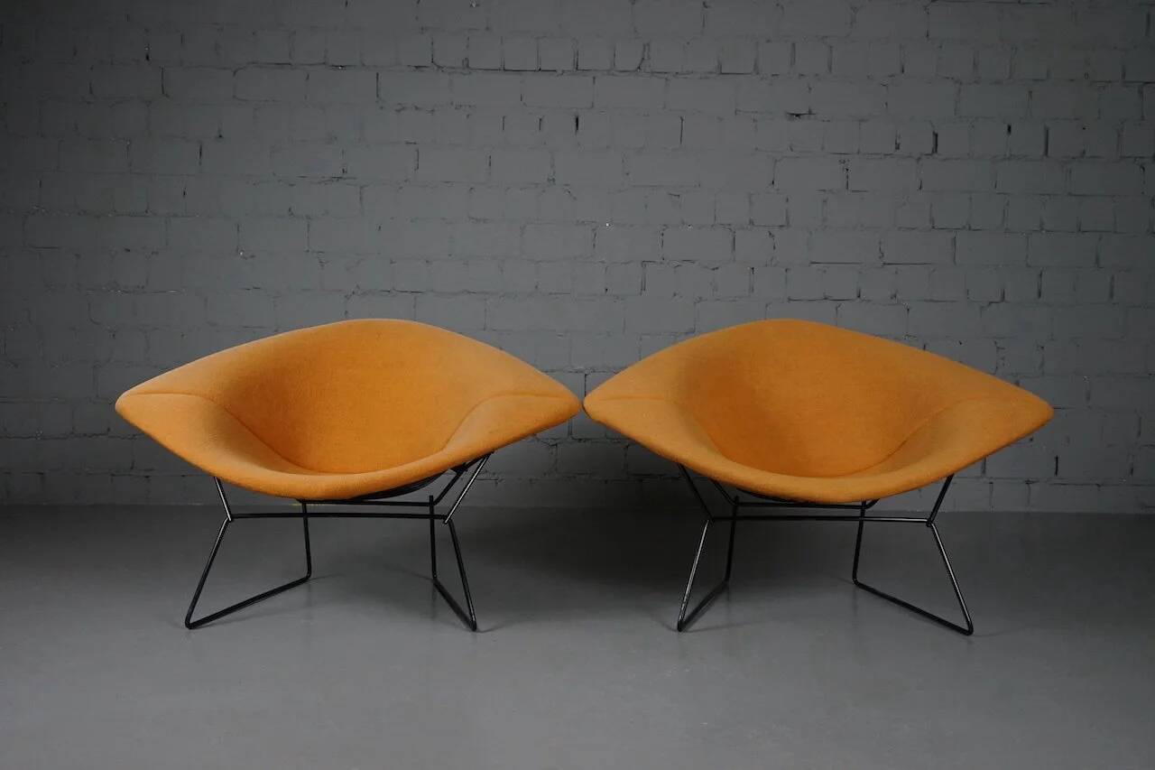 Diamond chair model 422 by Harry Bertoia for Knoll Int. (2/3)