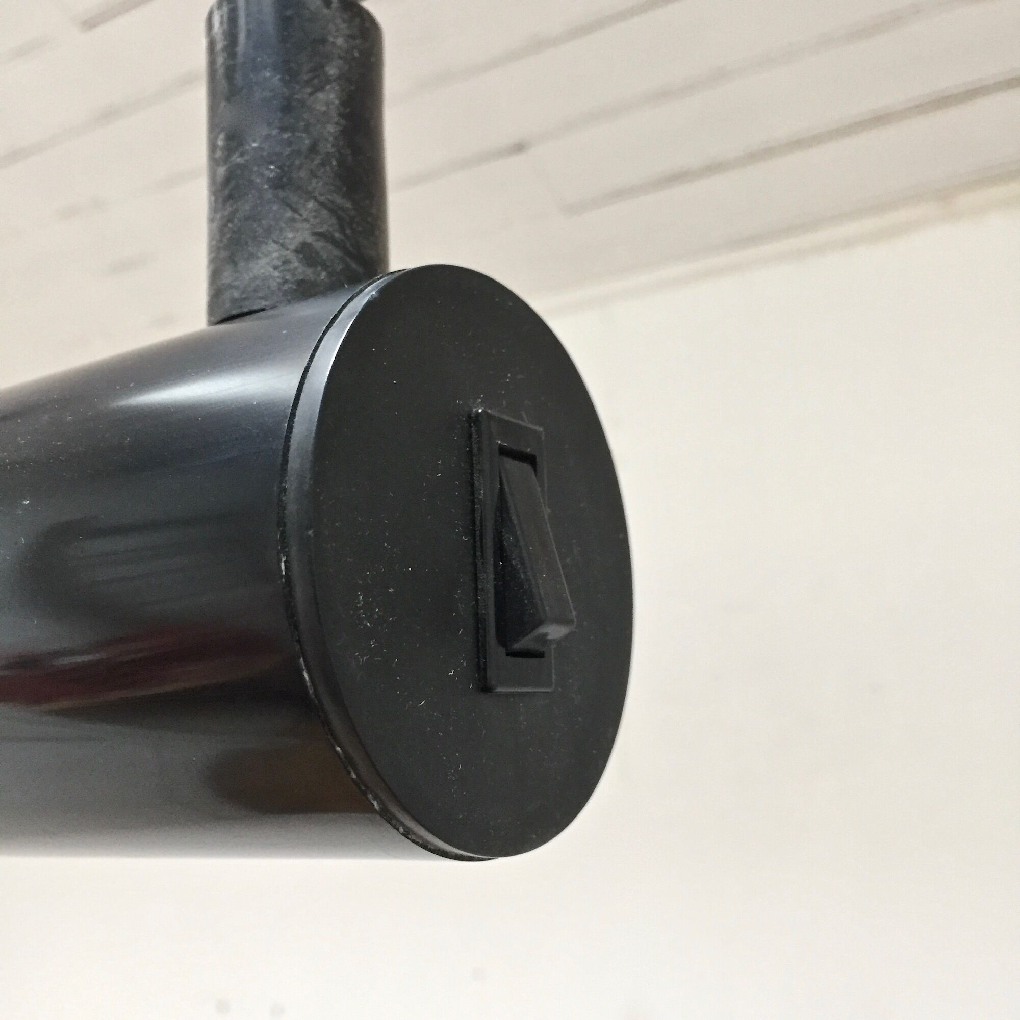 Neon suspension -ressort