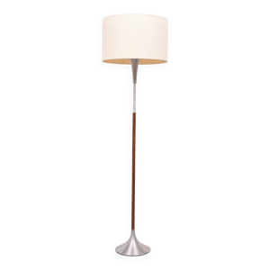 Lampadaire en aluminium