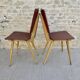 Paire de chaises en bois clair et Skaï, vers 1950