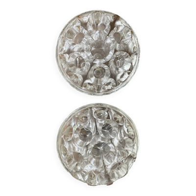 Piques fleurs en verre moulé